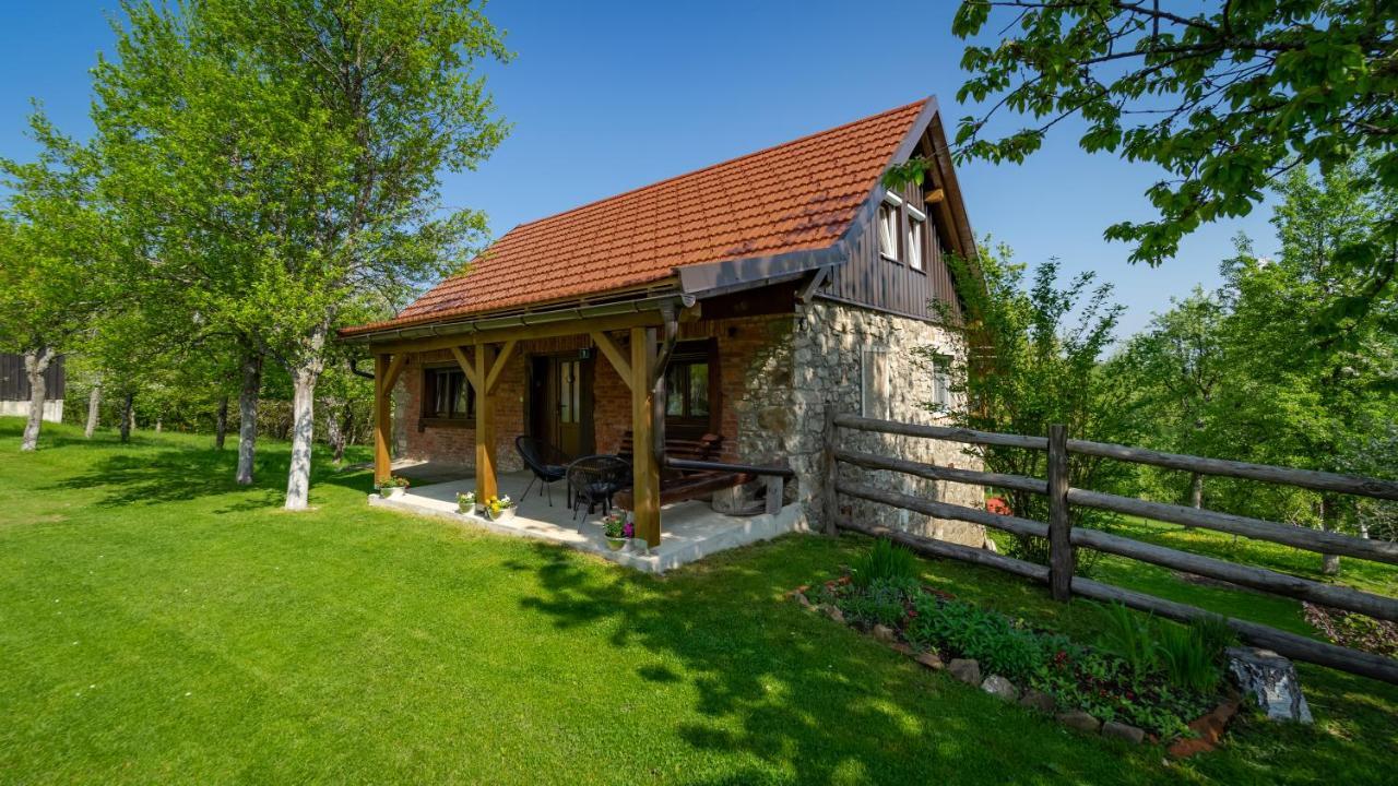 Holiday Home "Sleme" With Jacuzzi, Big Garden And Arbor With Fireplace Skrad Exteriör bild