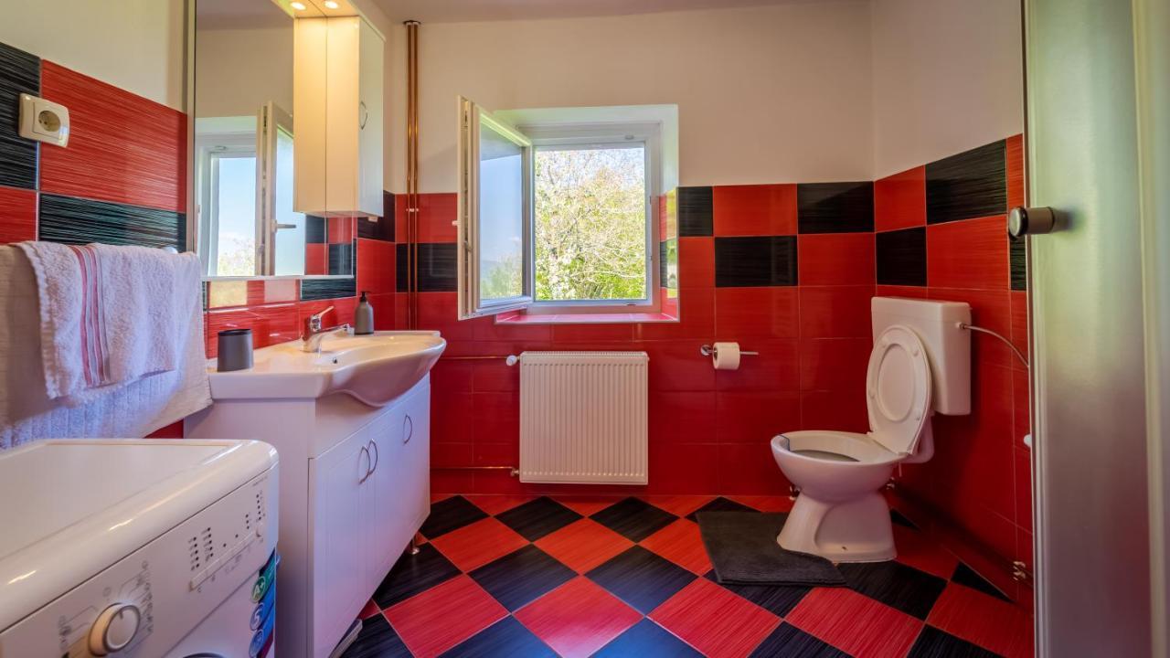 Holiday Home "Sleme" With Jacuzzi, Big Garden And Arbor With Fireplace Skrad Exteriör bild